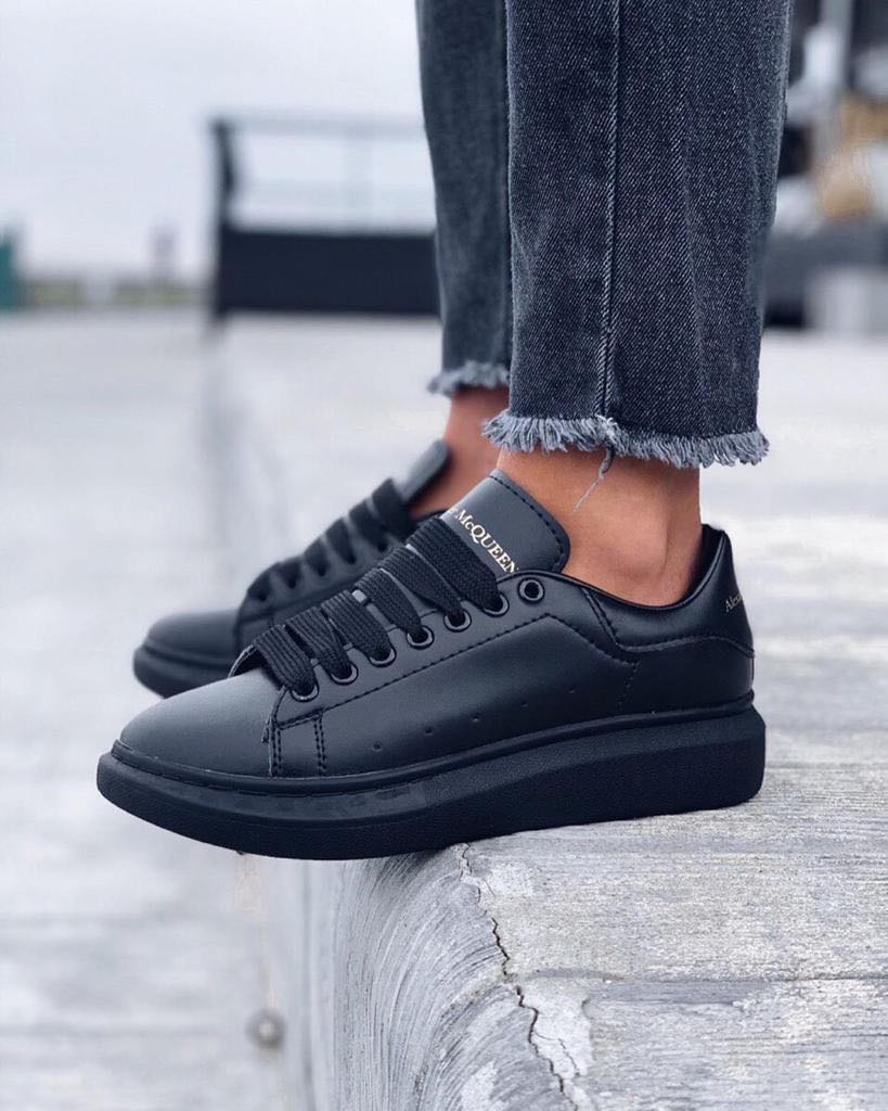 Mcqueen full black
