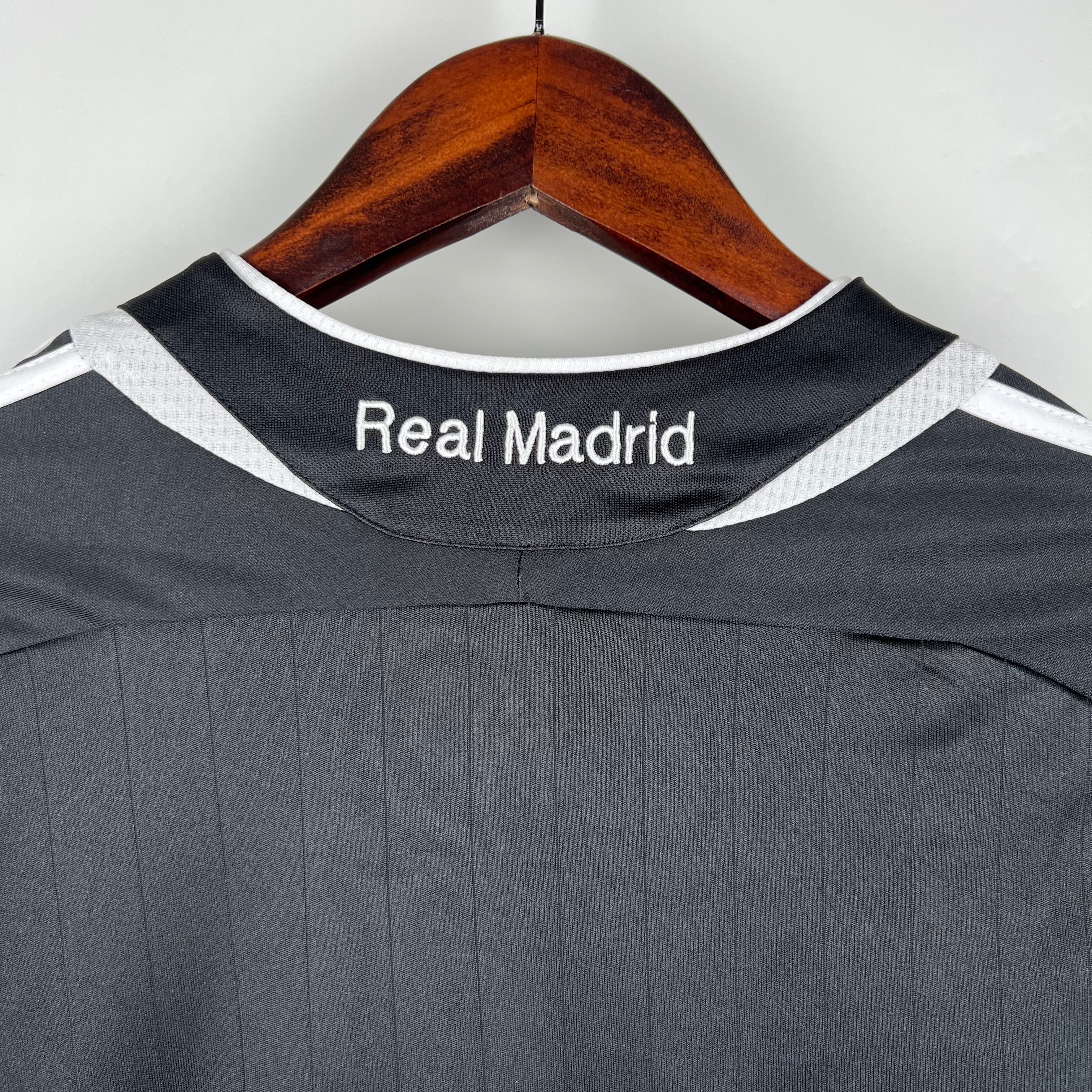 RM AWAY L/S CLASSIC JERSEY 2006/07 RAUL 7
