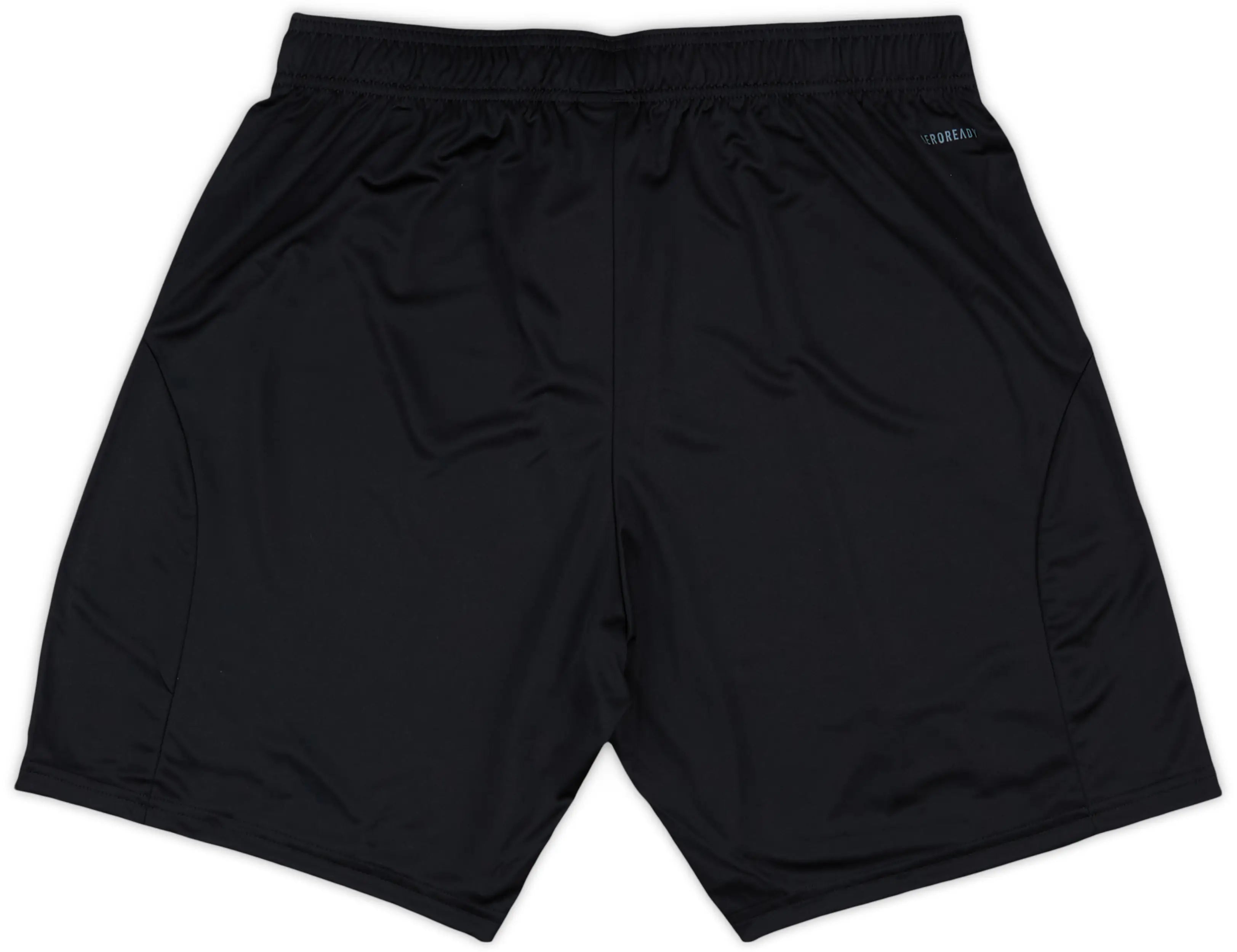 شورت ليفربول الثاني. نسخه لاعب 2026