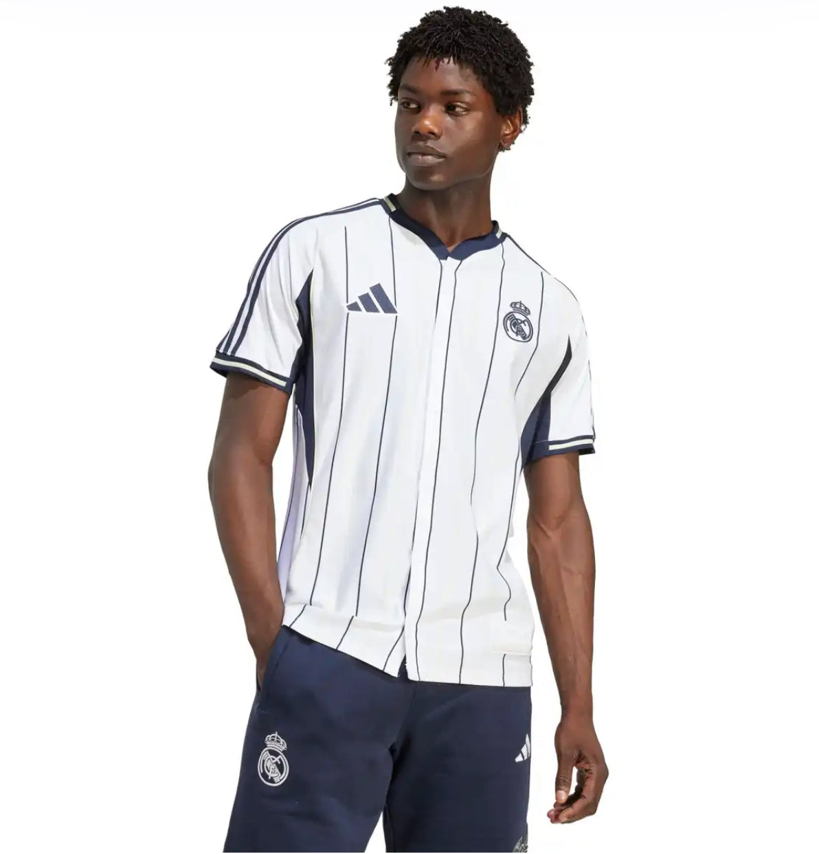 قميص نادي ريال مدريد. نسخه خاصه 25-26