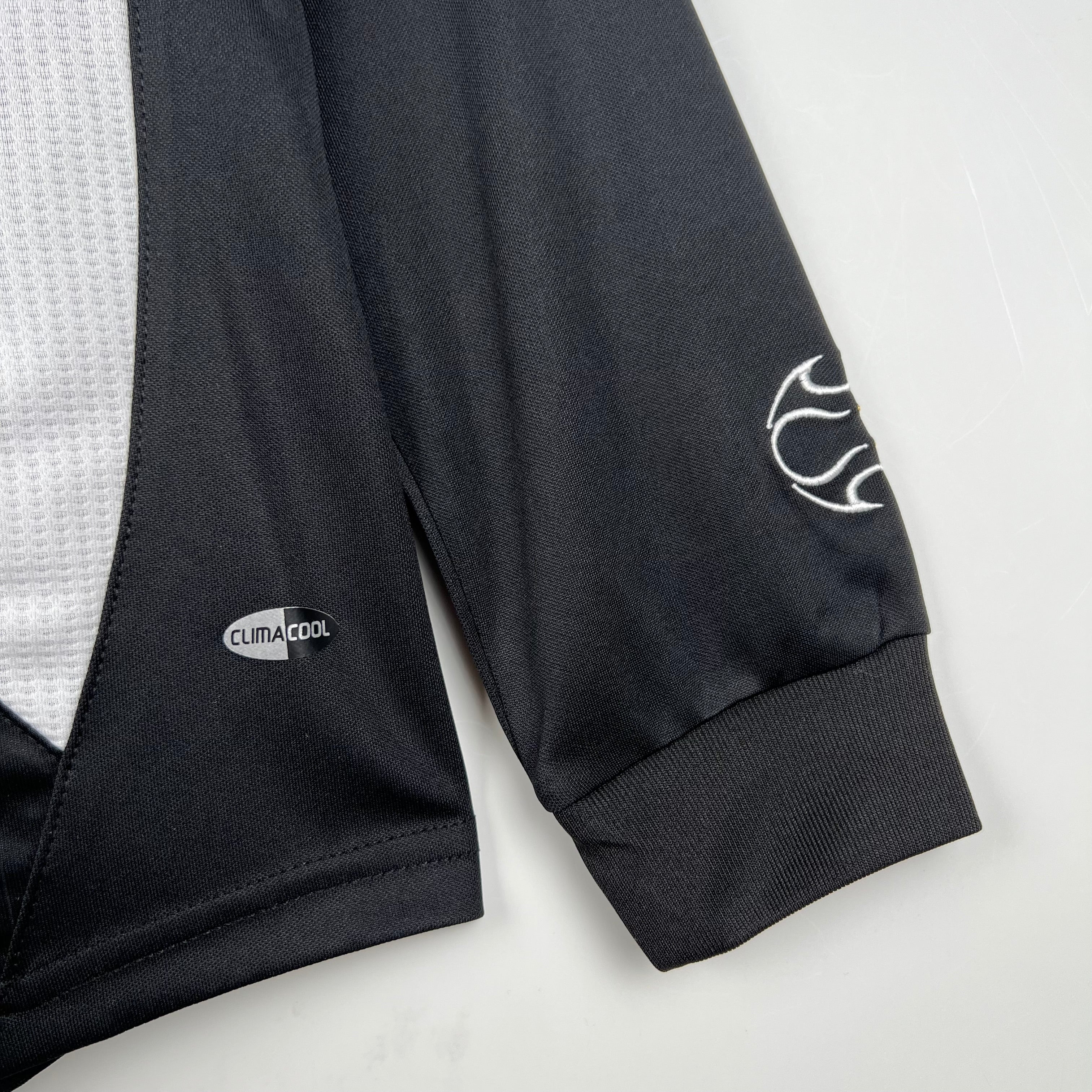 RM AWAY L/S CLASSIC JERSEY 2006/07 RAUL 7