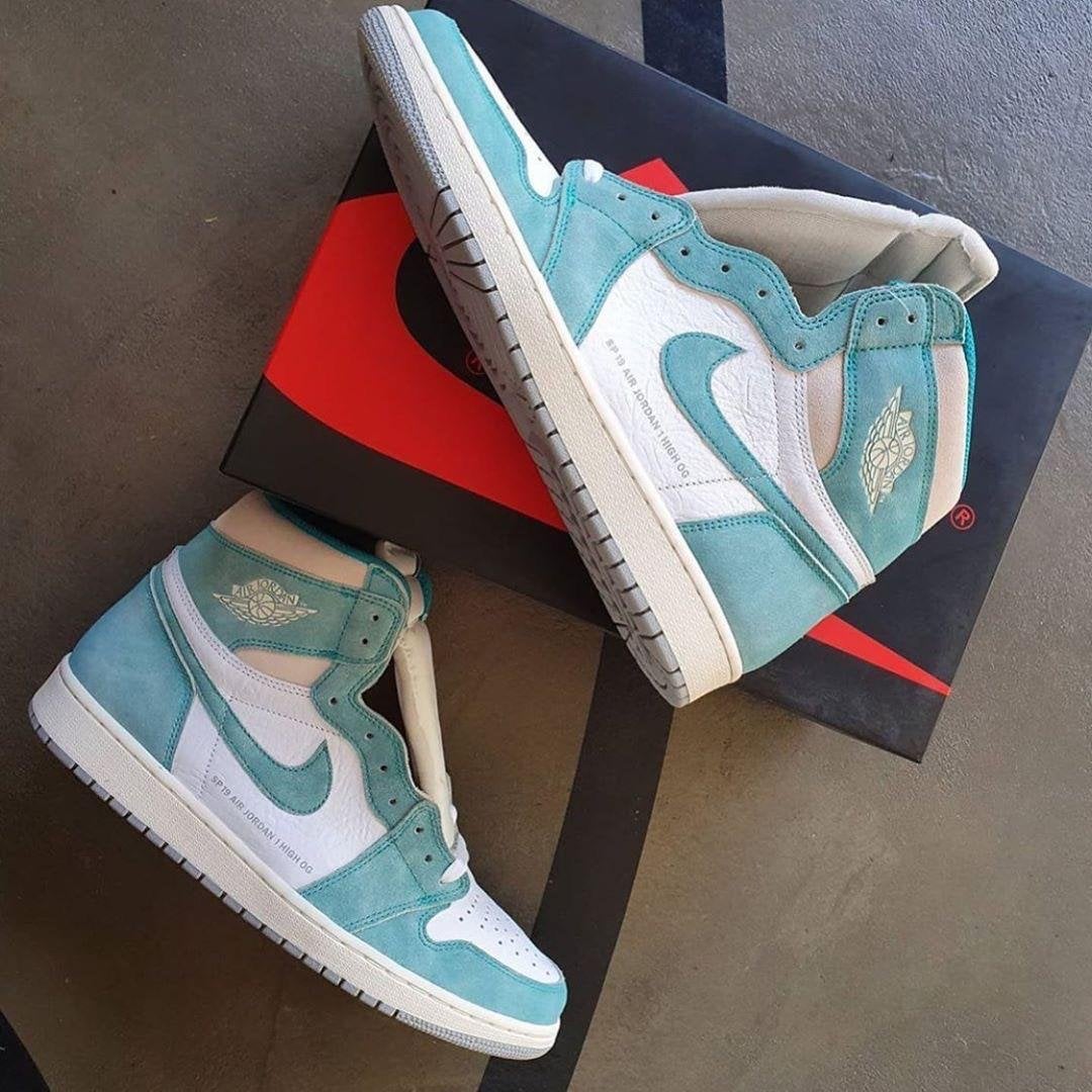 Nike Air Jordan 1 High Turbo Green
