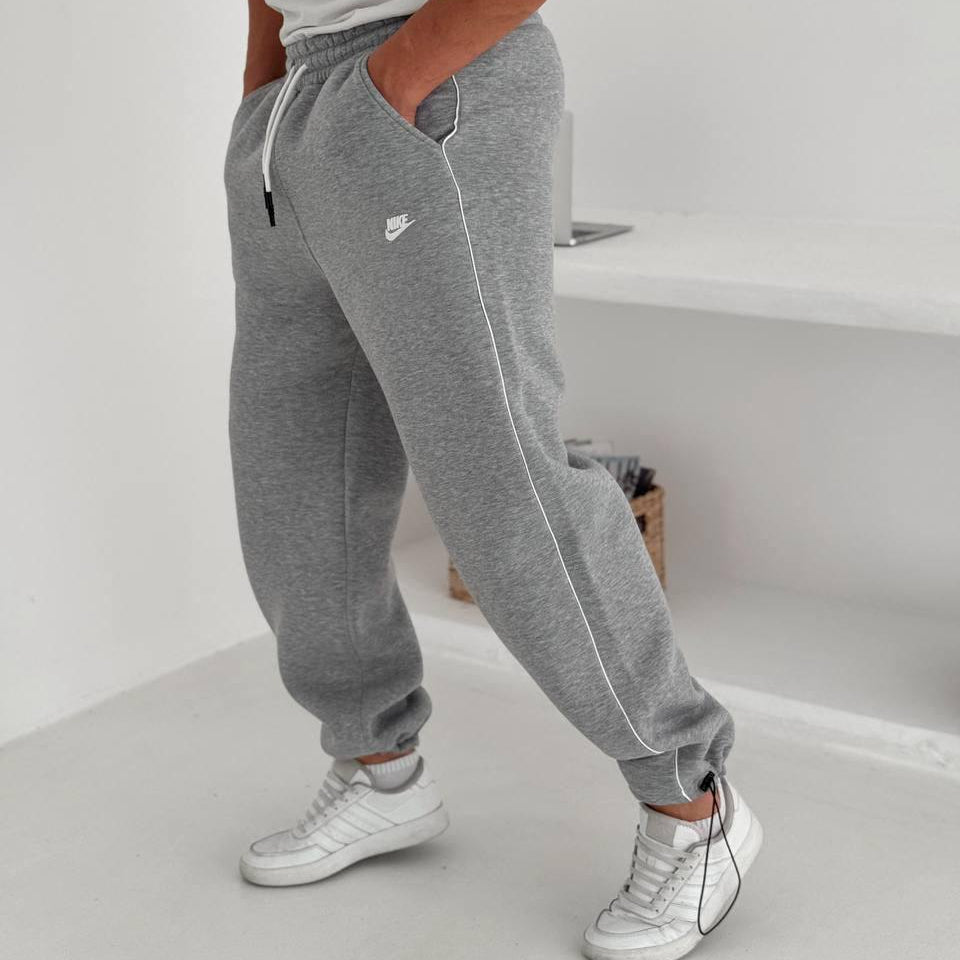 Nike Premium Oversized Jogger – Athletic Streetwear Fit