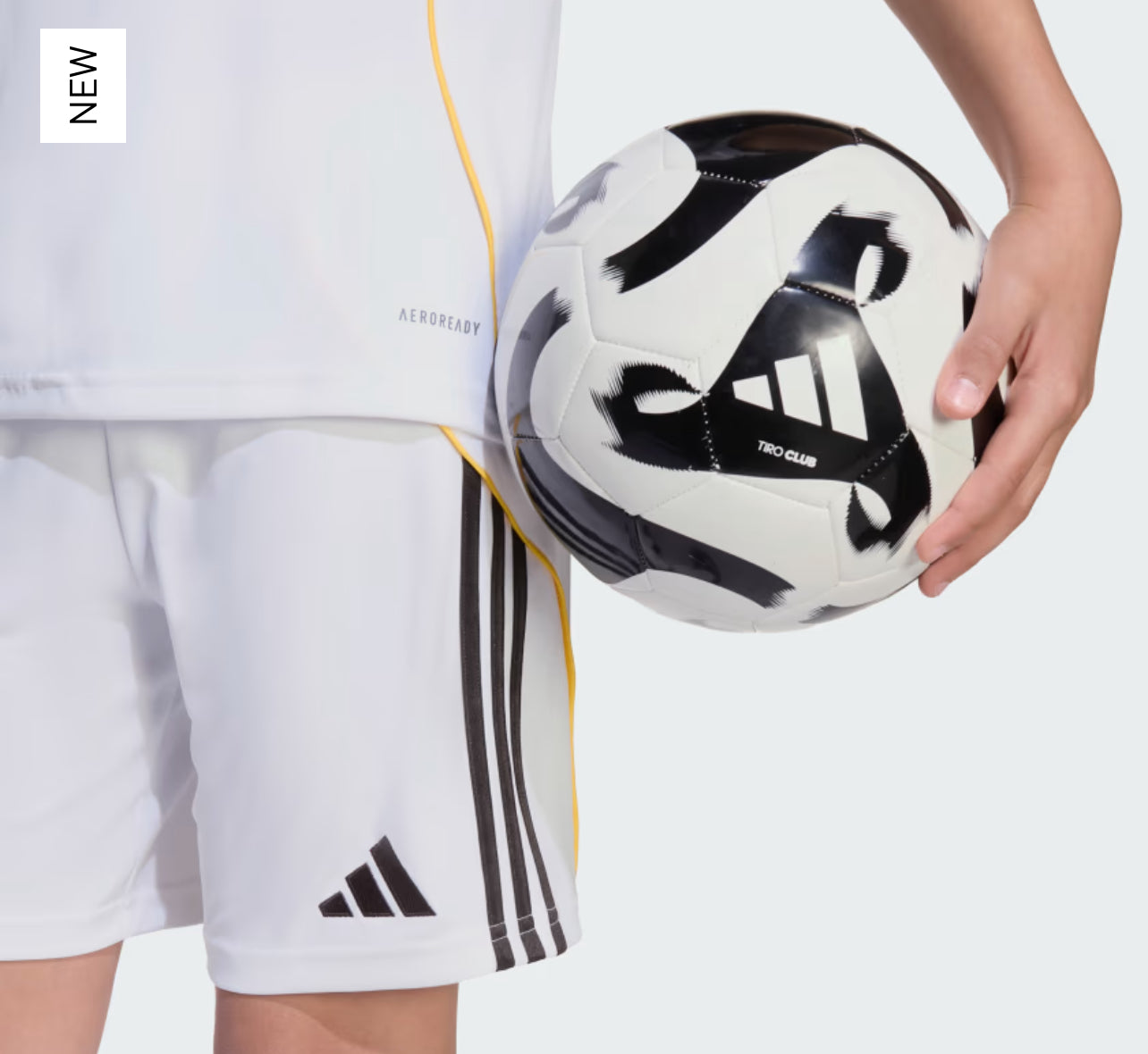 تيشيرت وشورت اطفال ريال مدريد اساسي 25-26