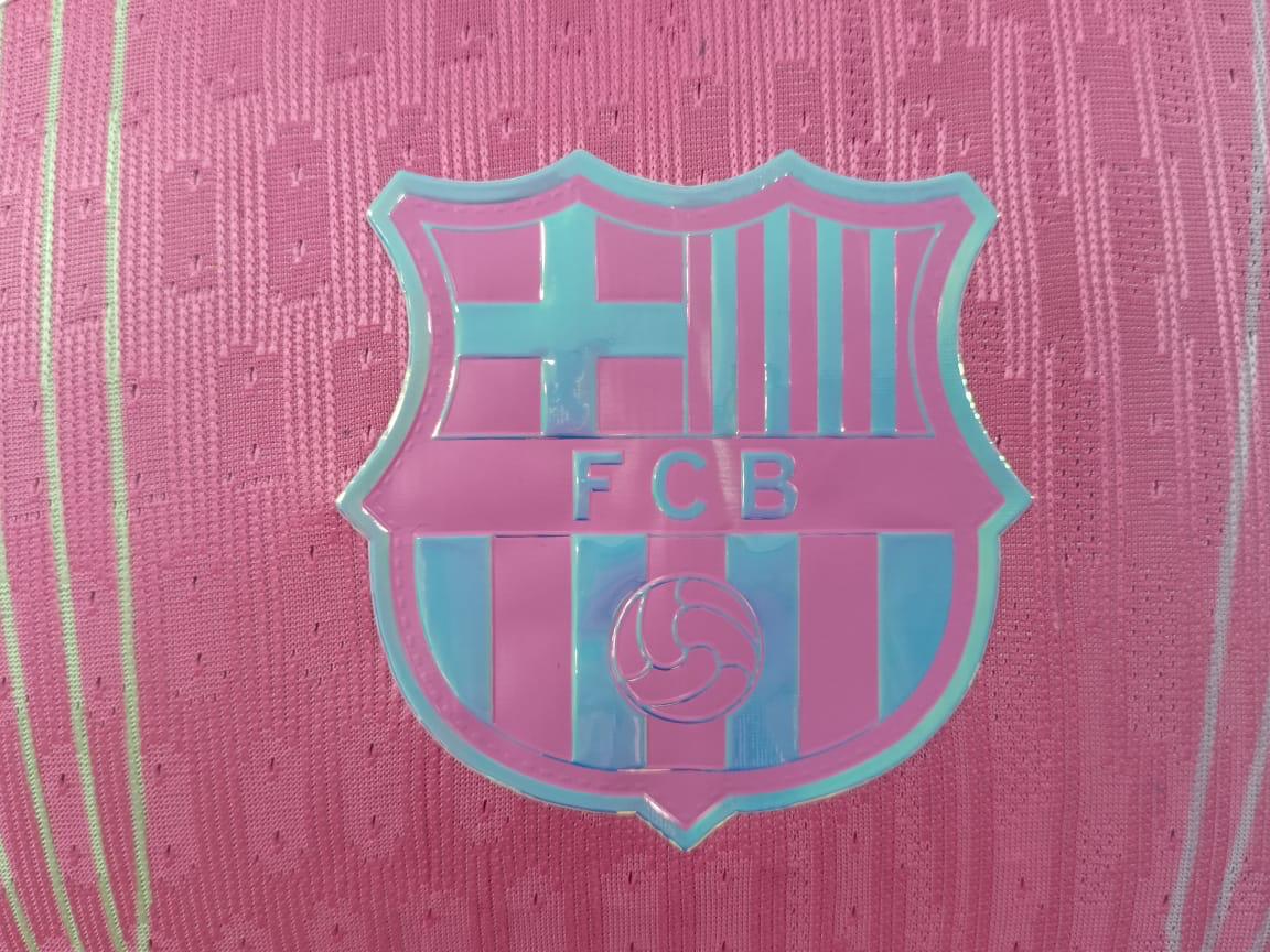 تيشيرت برشلونه الوردي. 2026 نسخه لاعب