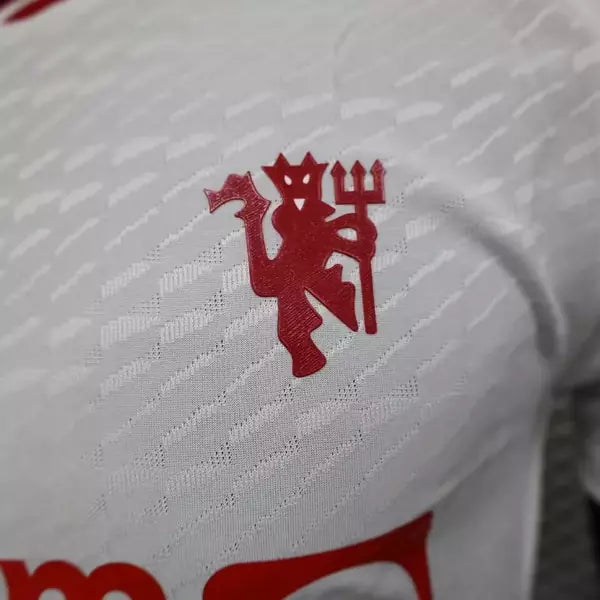 تيشيرت مانشستر يونايتد نسخه لاعب 2023-24