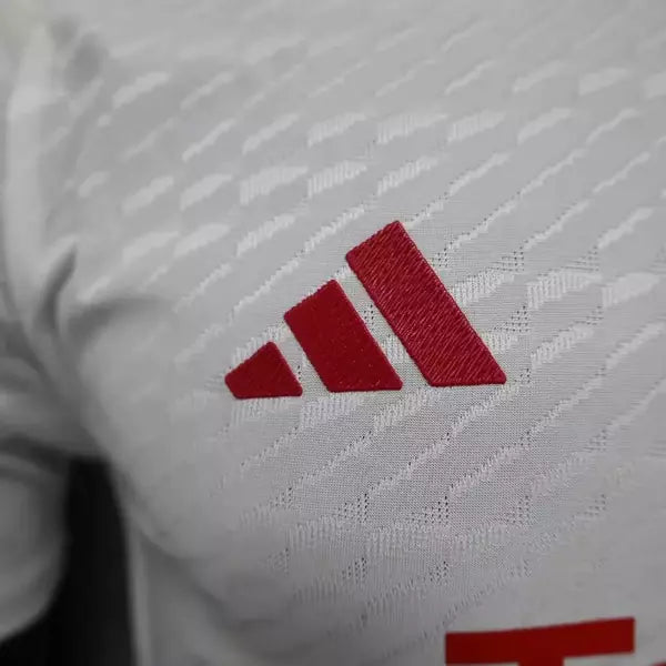 تيشيرت مانشستر يونايتد نسخه لاعب 2023-24