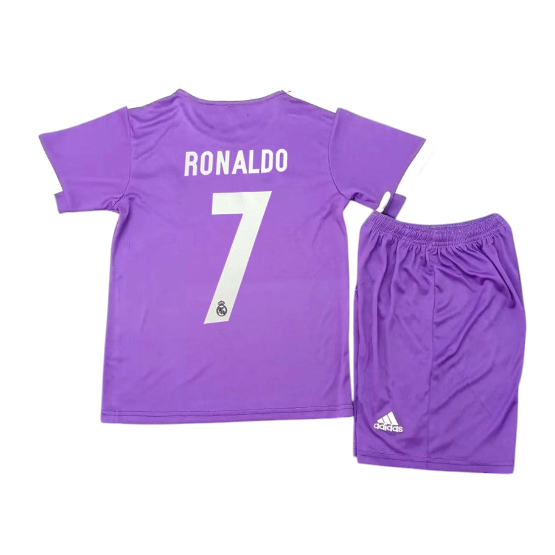 RM Away Classic with Ronaldo 7 16/17 Kids Kit