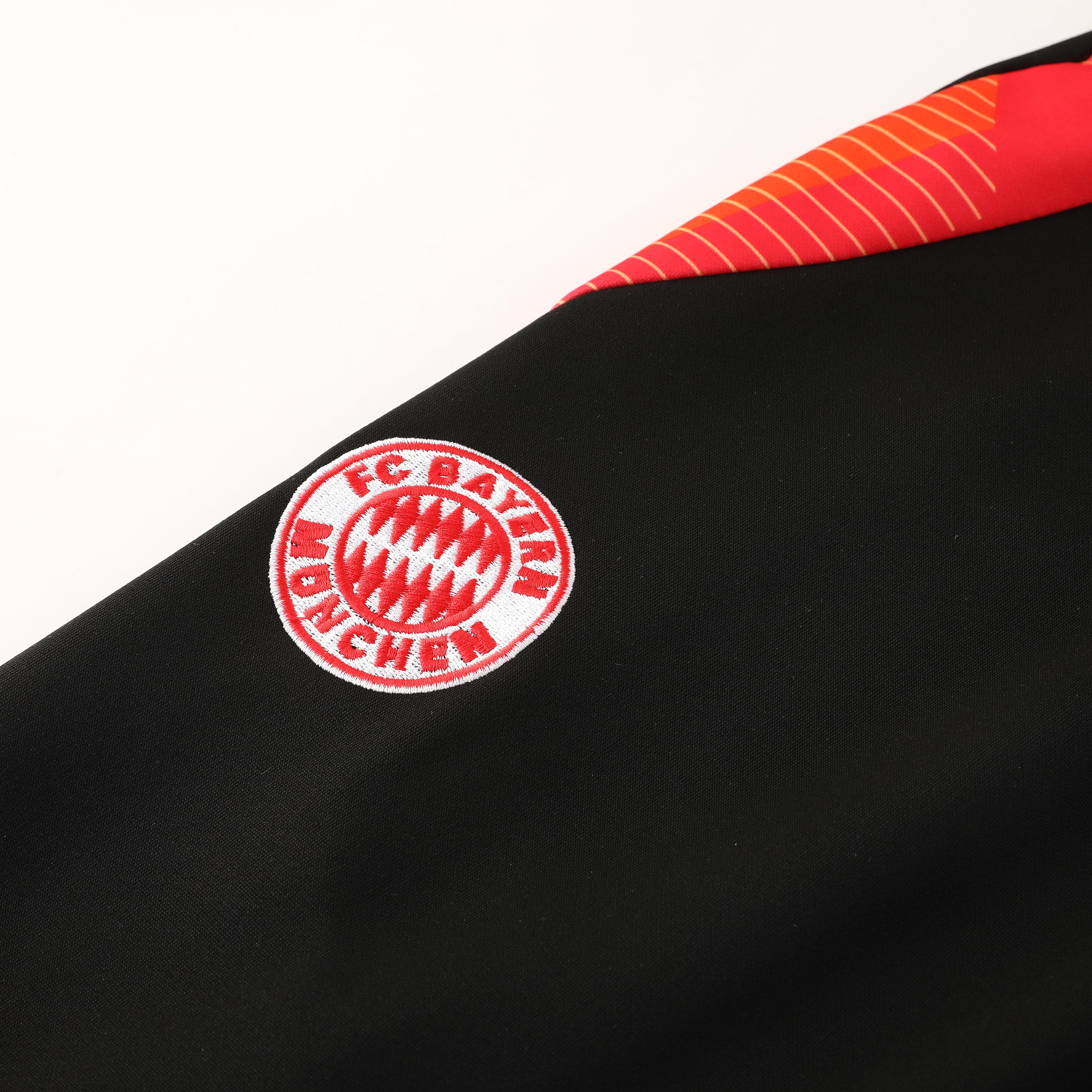 Bayern Red Jacket Suit 2024/25