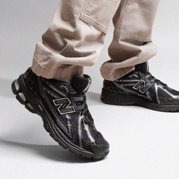 New Balance 1906R Black Grey